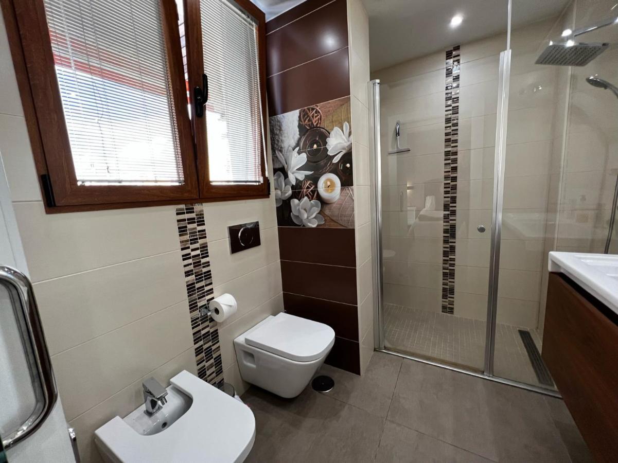 Modern Apartment In La Nogalera توريمولينوس المظهر الخارجي الصورة